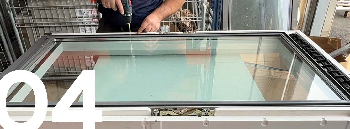 etape quatre, refixer la parclose